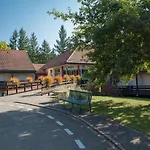 ホテル Restaurant La Vallee Noble, Proche Eguisheim Colmar ゾウルツマット