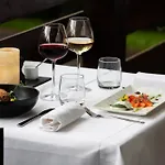 Restaurant La Vallee Noble, Proche Eguisheim Colmar ホテル 3*