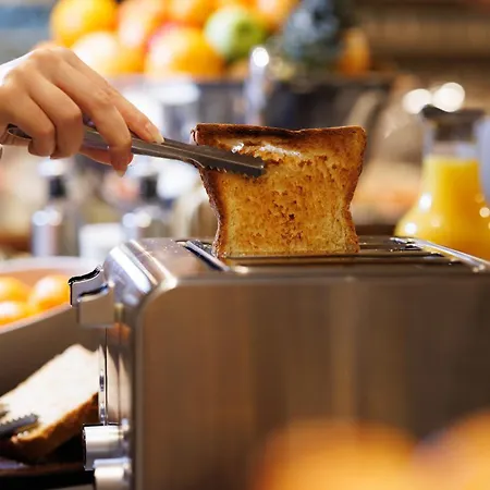 Restaurant La Vallee Noble, Proche Eguisheim Colmar ホテル