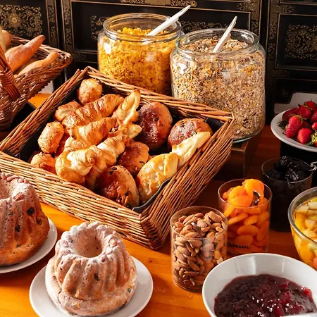 Restaurant La Vallee Noble, Proche Eguisheim Colmar Отель Сульцмат