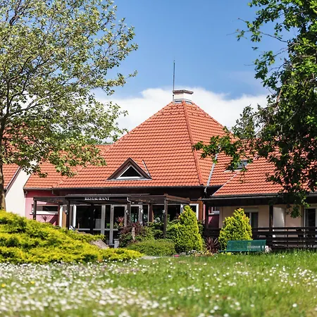 Restaurant La Vallee Noble, Proche Eguisheim Colmar Отель Сульцмат