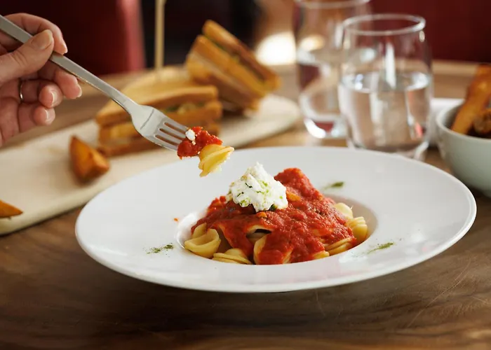 Restaurant La Vallee Noble, Proche Eguisheim Colmar ゾウルツマット