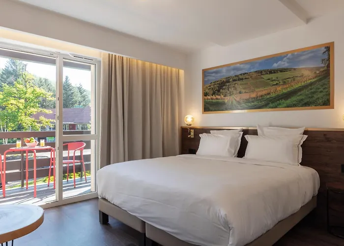 Restaurant La Vallee Noble, Proche Eguisheim Colmar ゾウルツマット